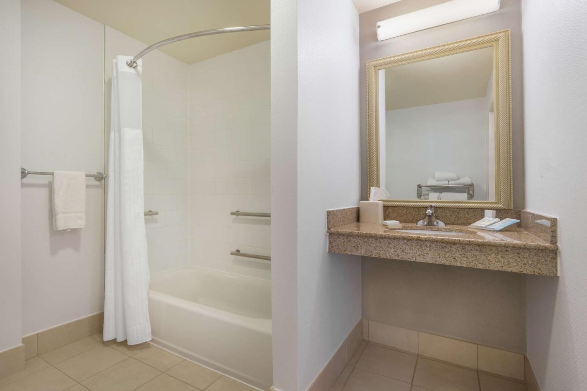 Hilton Garden Inn Blacksburg University Exteriér fotografie