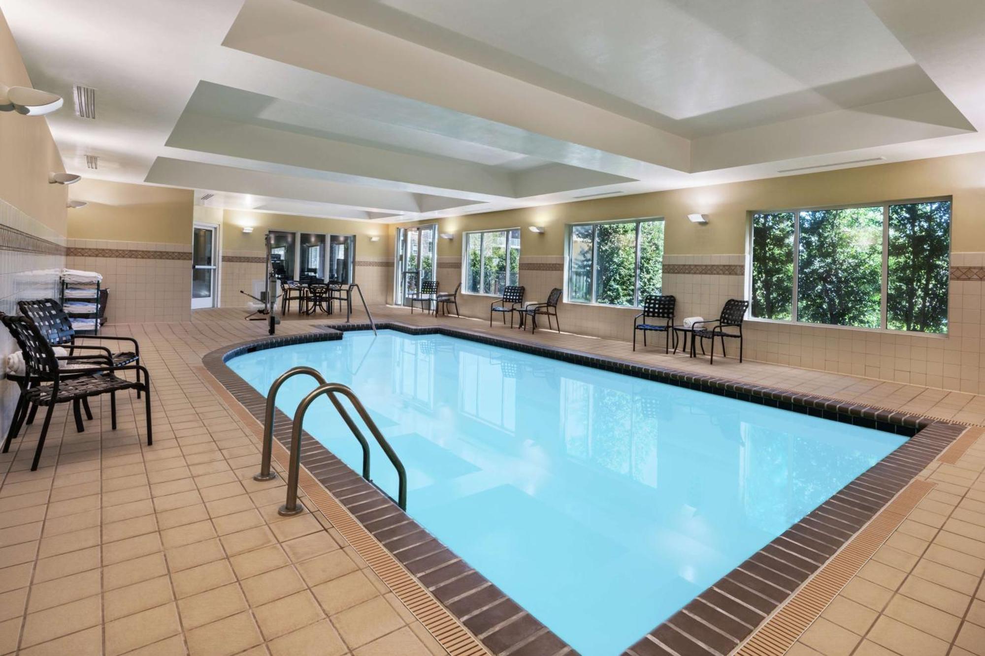 Hilton Garden Inn Blacksburg University Exteriér fotografie